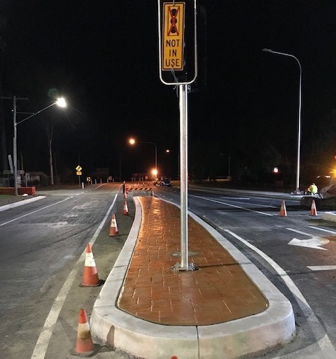 The project included construction of a new siganlised intersection at Greenbank Road 